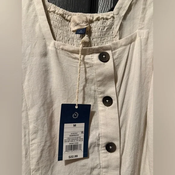 Universal Thread Cream Ruffled Blouse - Picture 2 of 2